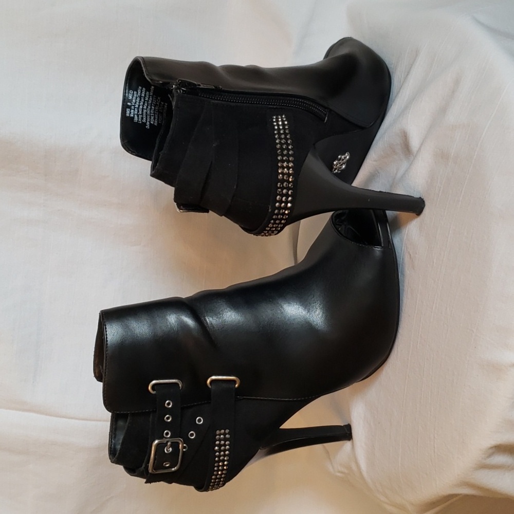 Rock & Republic boots size 8 black